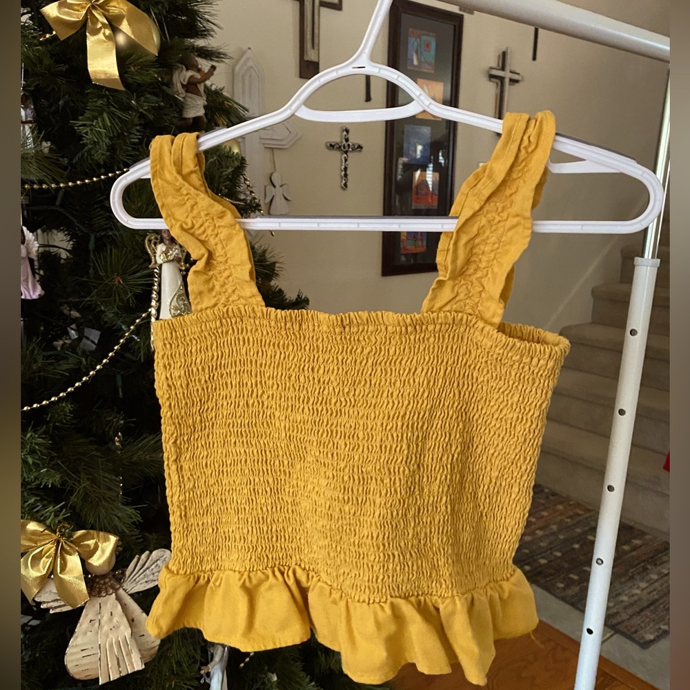cropped tank top